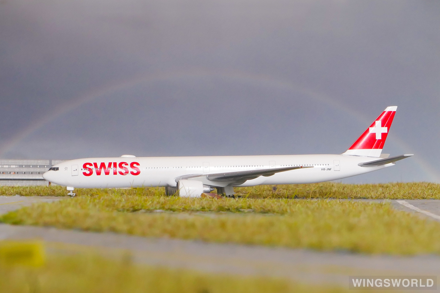 Herpa 1:500 529136-001 Swiss 瑞士国际航空 Boeing 777-300 HB-JNF