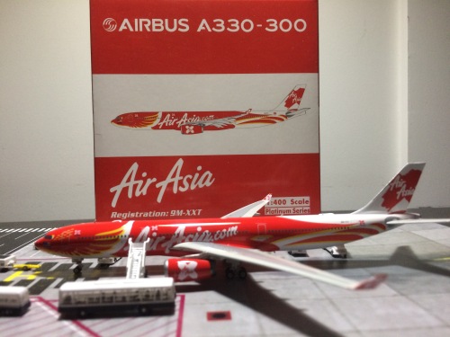 AirAsia 亚洲航空 Airbus A330-300 9M-XXT  PH10996 Phoenix 1:400
