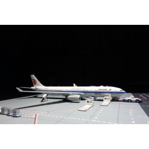Air China 中国国际航空 Airbus A330-300 B-5977 国航第50架A330 XX4952 JC Wings 1:400