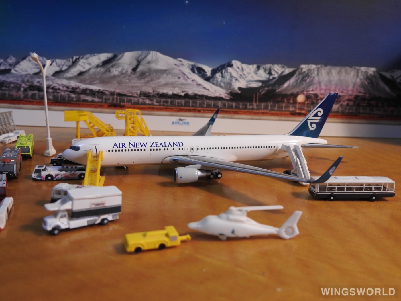 JC Wings 1:400 LH4037 Air New Zealand 新西兰航空 Boeing 767-300 ZK-NCG