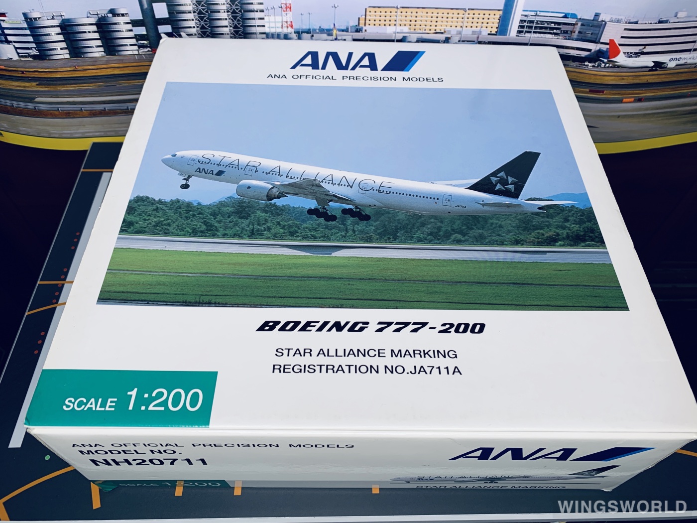 ANA BOEING 777-200 1/200 STAR ALLIANCE-