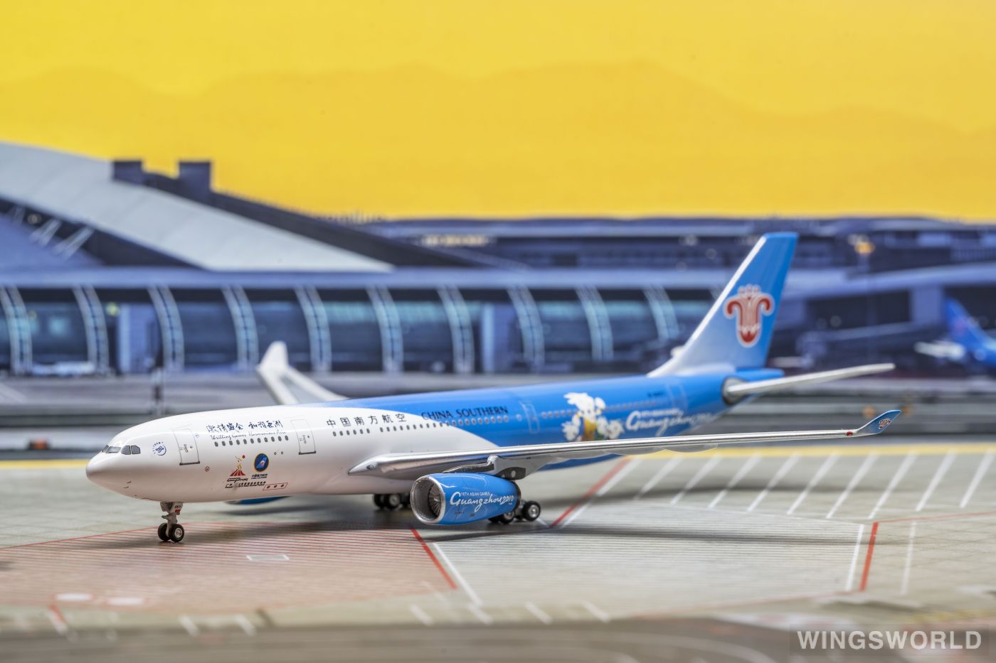 AeroClassics 1:400 AC4B6057 China Southern 中国南方航空 Airbus A330-200 B-6057