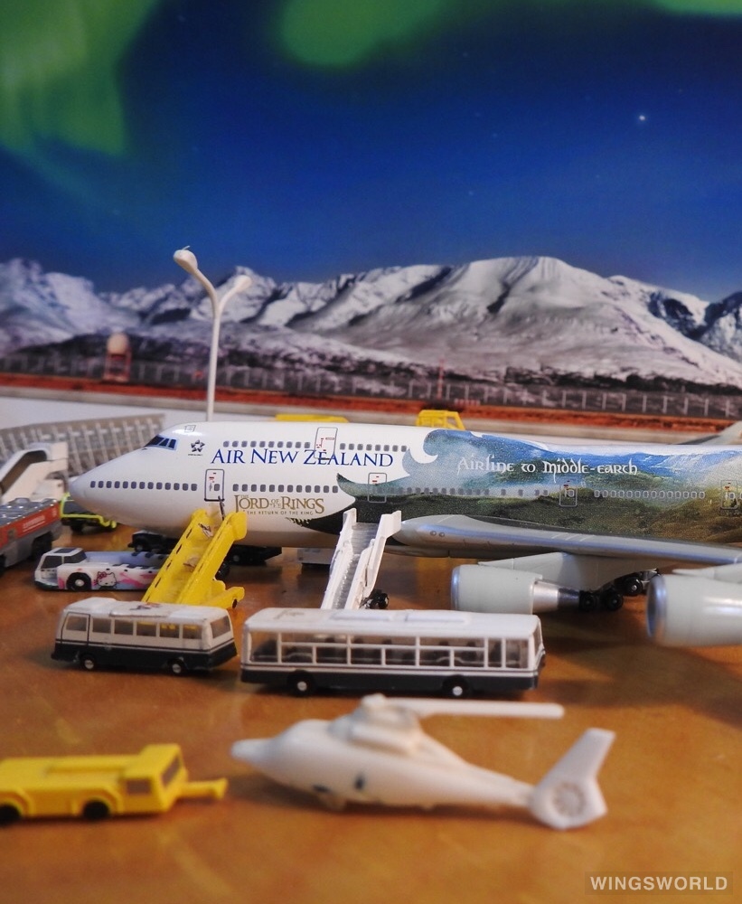 Dragon Models 1:400 BSANZ744B Air New Zealand 新西兰航空 Boeing 747-400 ZK-SUJ