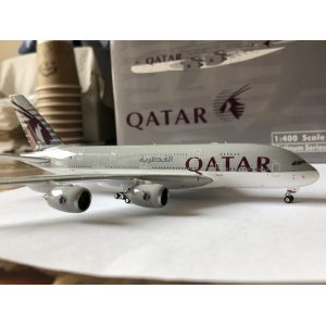 Qatar 卡塔尔航空 Airbus A380-800 A7-APC  PH11374 Phoenix 1:400