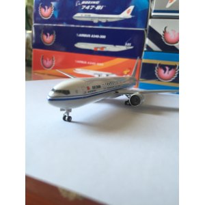 Air China 中国国际航空 Boeing 777-300 B-2088  PH10905 Phoenix 1:400