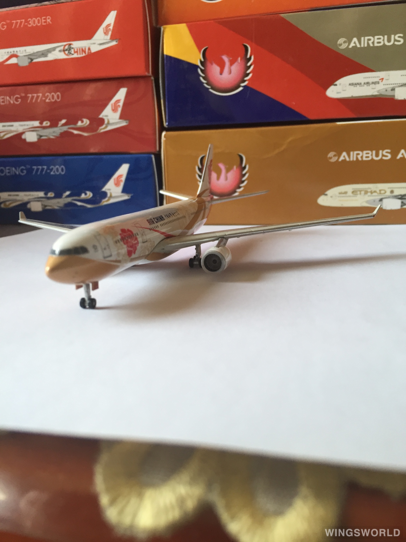 Phoenix 1:400 PH10267 Air China 中国国际航空 Airbus A330-200 B-6075