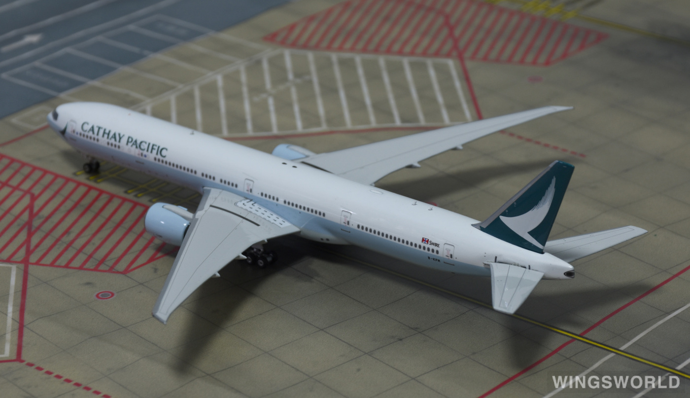 Phoenix 1:400 PH04083 Cathay Pacific 国泰航空 Boeing 777-300ER B-KPM