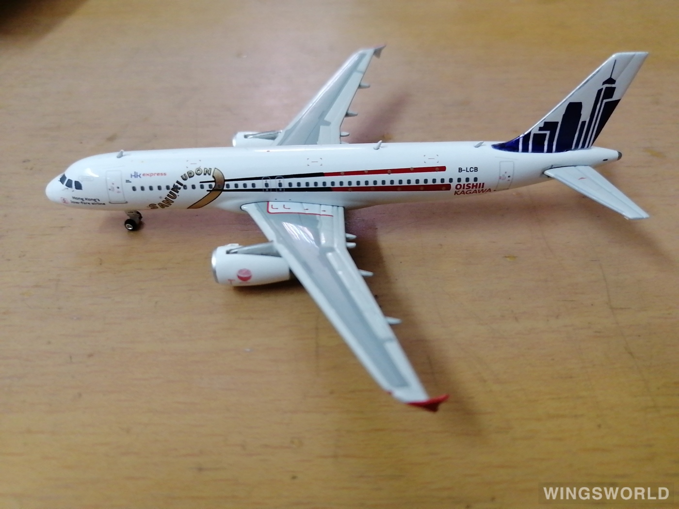 Phoenix 1:400 PH04125 HK Express 香港快运航空 Airbus A320 B-LCB
