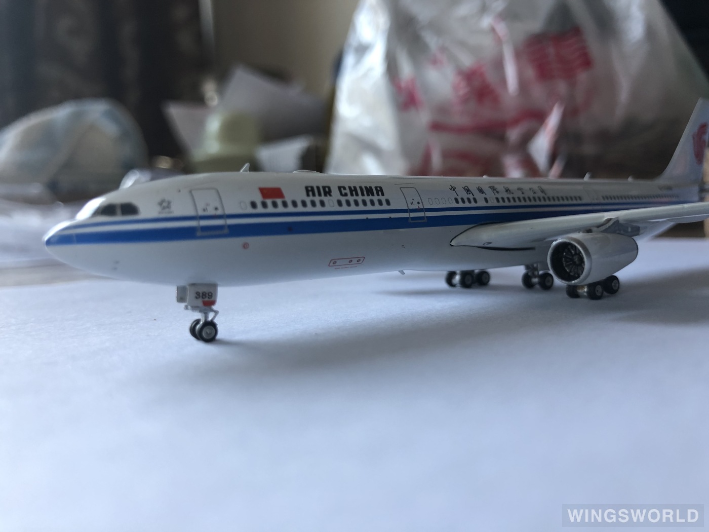 Phoenix 1:400 PH11458A Air China 中国国际航空 Airbus A340-300 B-2390