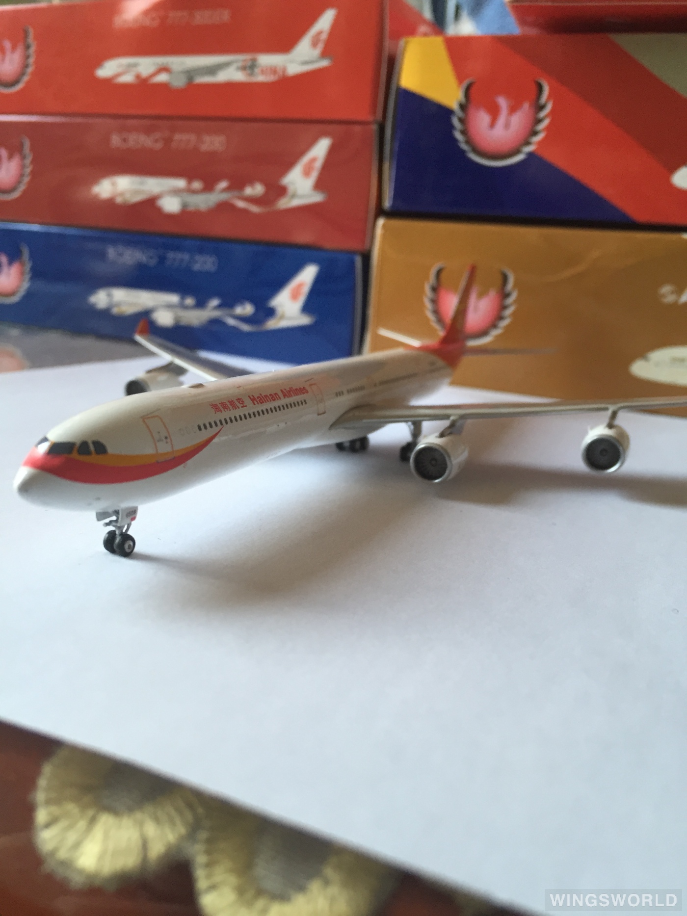 Phoenix 1:400 PH10525A Hainan Airlines 海南航空 Airbus A340-600 B-6508