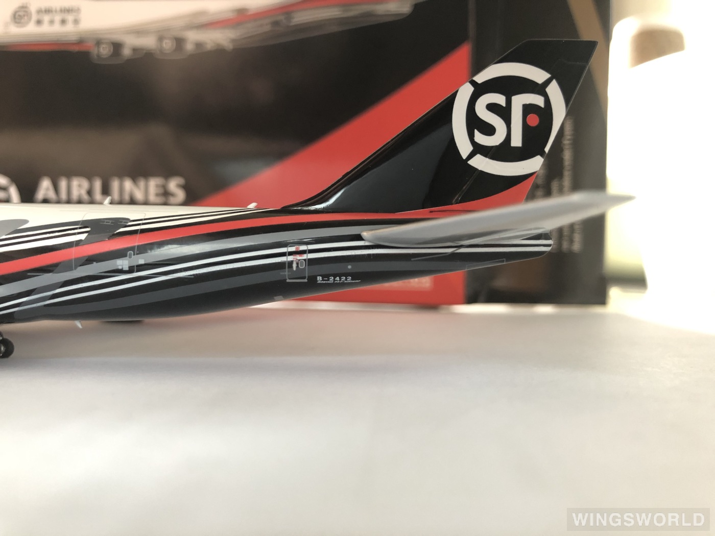 Phoenix 1:400 PH11518 SF Airlines 顺丰航空 Boeing 747-400 B-2422