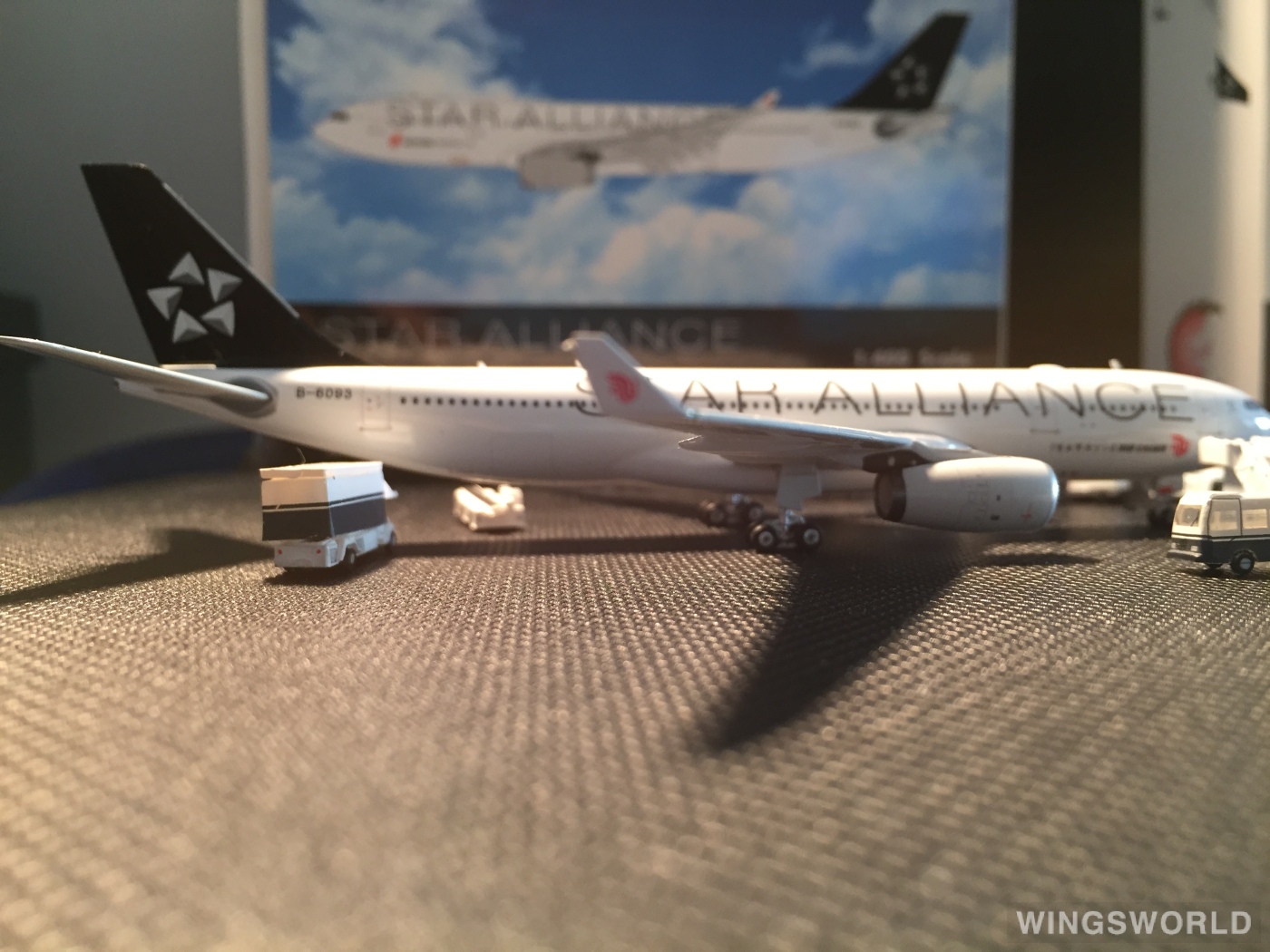 Phoenix 1:400 PH10897 Air China 中国国际航空 Airbus A330-200 B-6093