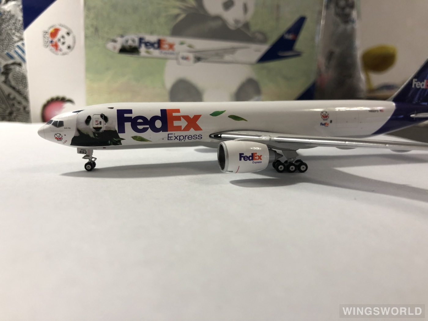 Phoenix 1:400 PH10580 FedEx 联邦快递 Boeing 777F N892FD