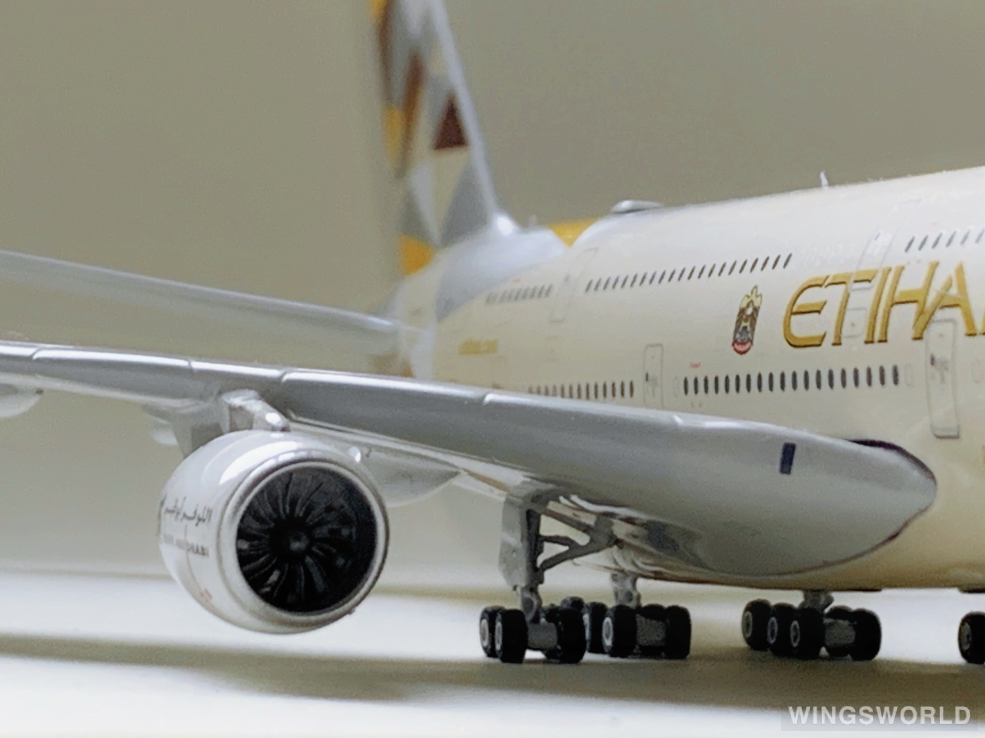 Phoenix 1:400 PH11441 Etihad Airways 阿提哈德航空 Airbus A380-800 A6-API