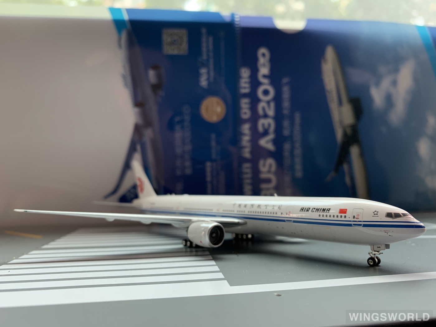 Phoenix 1:400 PH11283 Air China 中国国际航空 Boeing 777-300ER B-2046