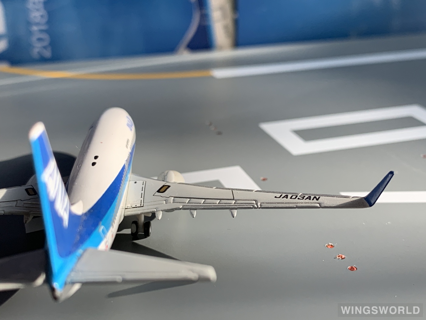 Hogan 1:400 NH40030 ANA 全日空 Boeing 737-700 JA03AN