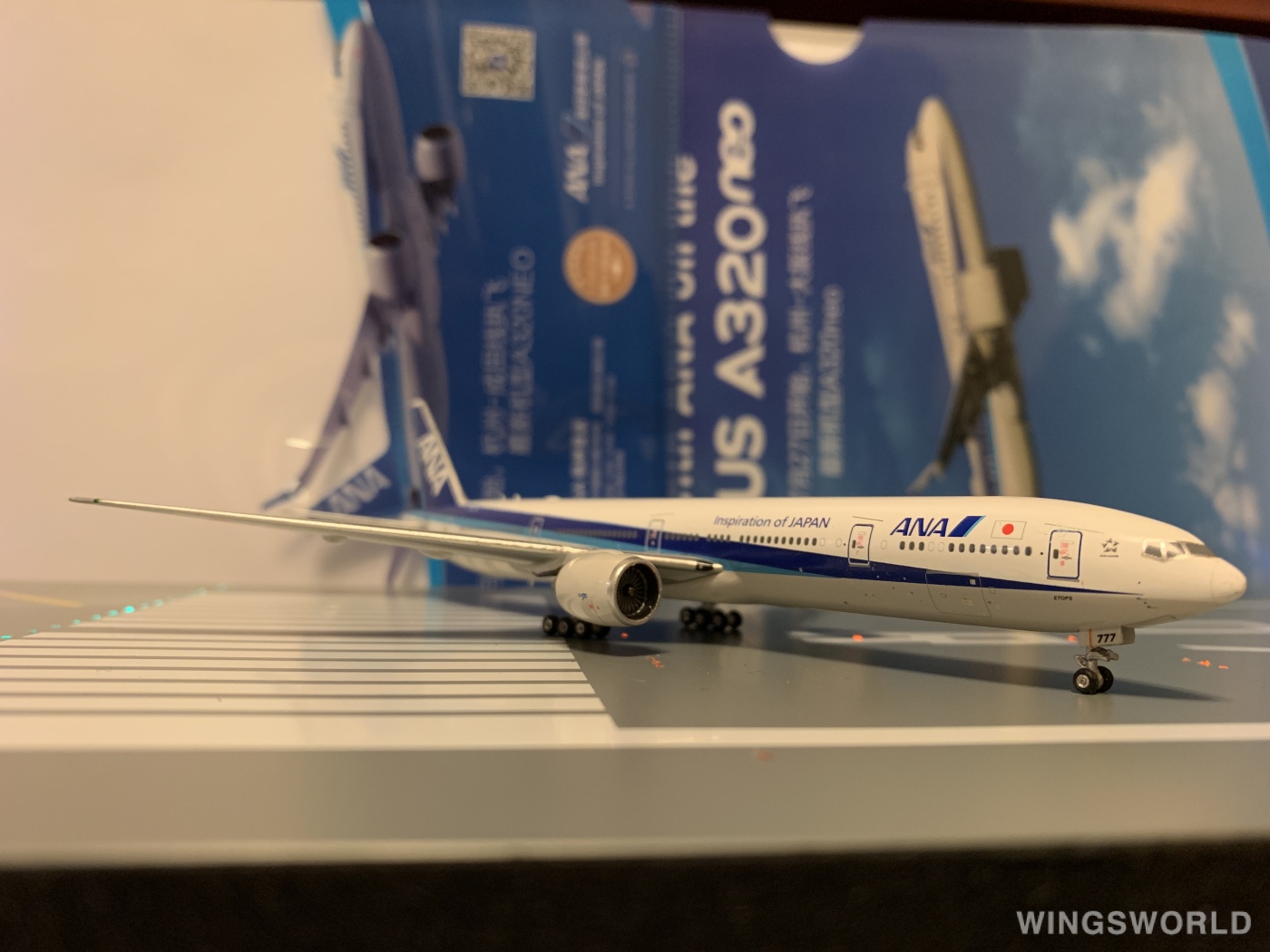 Phoenix 1:400 PH11048 ANA 全日空 Boeing 777-300 JA777A