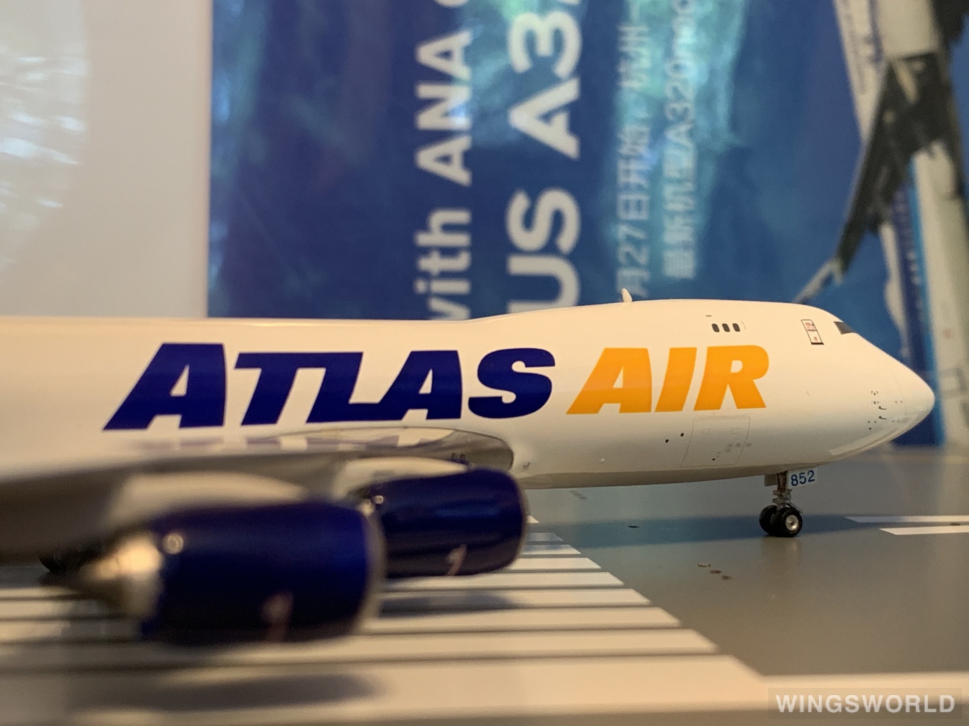 Phoenix 1:400 PH10694 Atlas Air 阿特拉斯航空 Boeing 747-8F N852GT