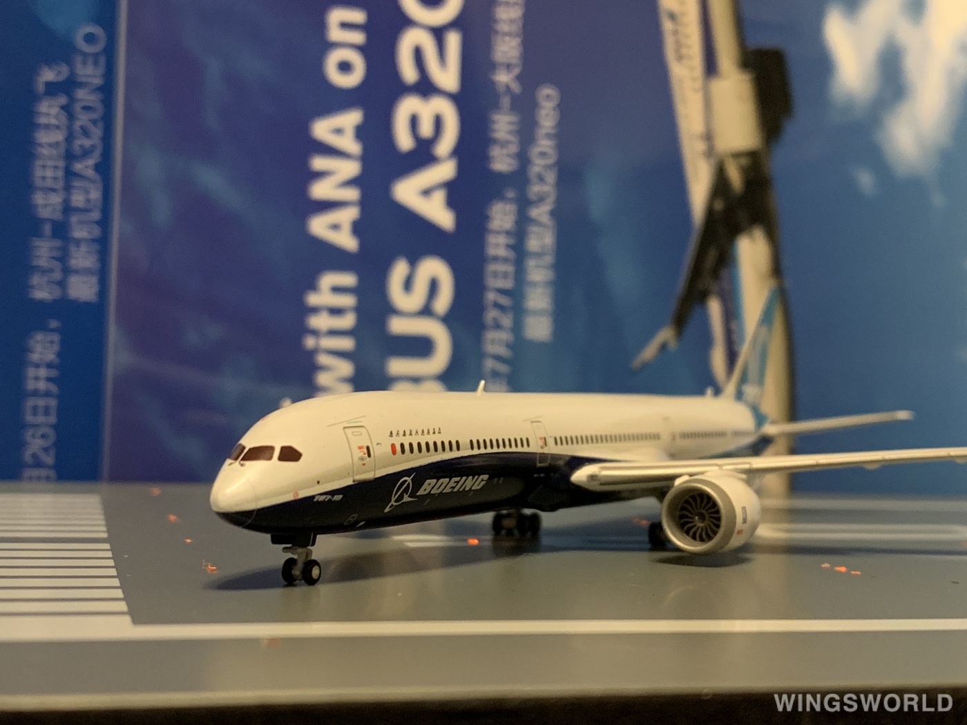 JC Wings 1:400 XX4112 Boeing 波音公司 Boeing 787-10 N528ZC