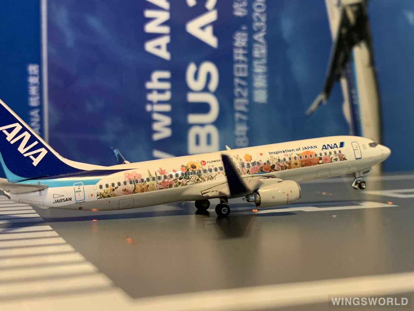 Phoenix 1:400 PH04121 ANA 全日空 Boeing 737-800 JA85AN