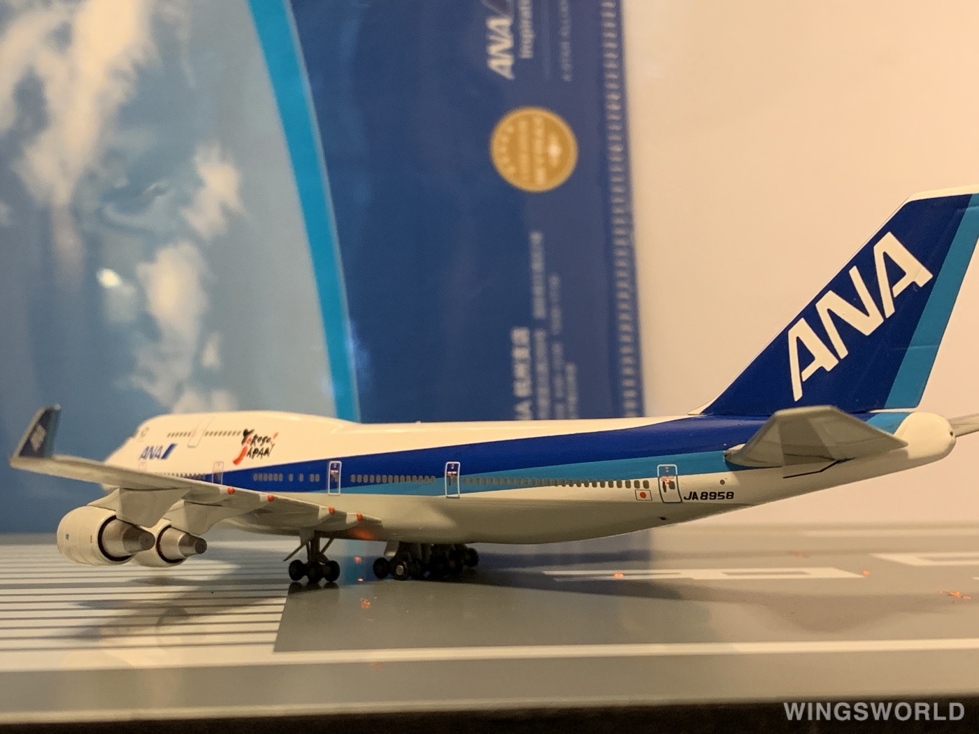 Hogan 1:400 NH40004 ANA 全日空 Boeing 747-400 JA8958