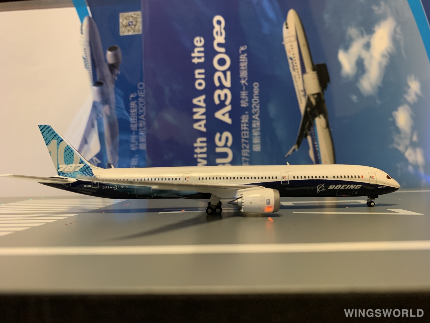 JC Wings 1:400 XX4112 Boeing 波音公司 Boeing 787-10 N528ZC