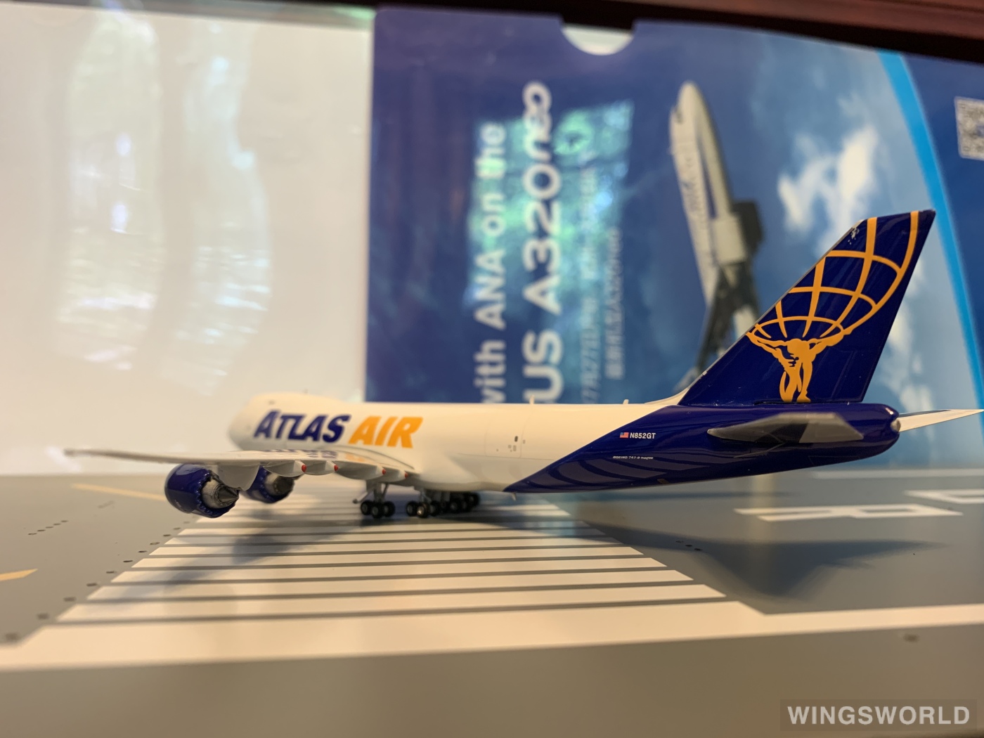 Phoenix 1:400 PH10694 Atlas Air 阿特拉斯航空 Boeing 747-8F N852GT