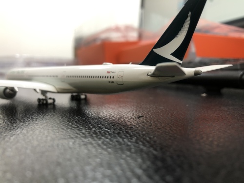 Cathay Pacific 国泰航空 Airbus A350-1000 B-LXA EW435K001A JC Wings 1:400