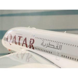 Qatar 卡塔尔航空 Airbus A380-800 A7-APA 2010s colors. With rolling gears. PH10907 Phoenix 1:400