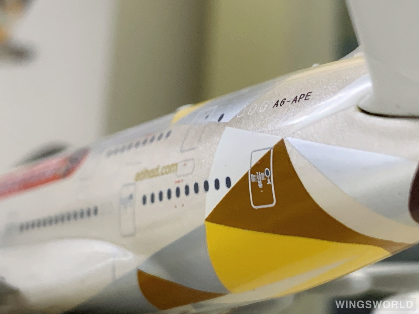 Phoenix 1:400 PH11442 Etihad Airways 阿提哈德航空 Airbus A380-800 A6-APE
