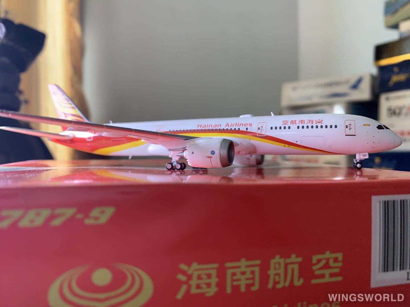 JC Wings 1:400 LH4027A Hainan Airlines 海南航空 Boeing 787-9 B-7839