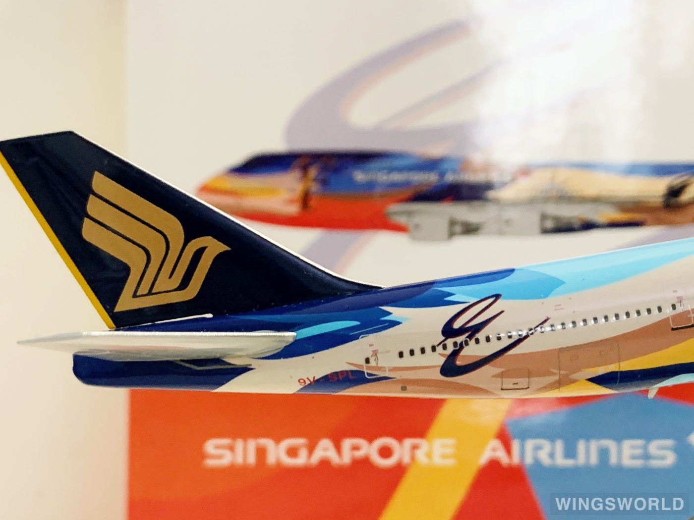 Phoenix 1:400 PH10703 Singapore Airlines 新加坡航空 Boeing 747-400 9V-SPL