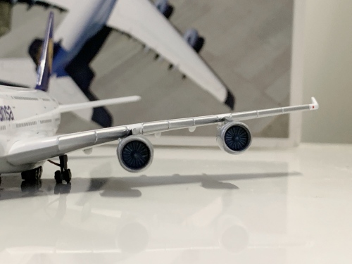 Lufthansa 汉莎航空 Airbus A380-800 D-AIML 标准涂装 515986-002 Herpa 1:500