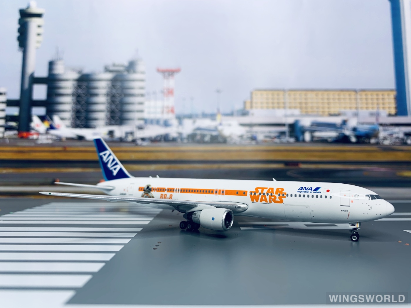 Phoenix 1:400 PH4JA604A ANA 全日空 Boeing 767-300 JA604A