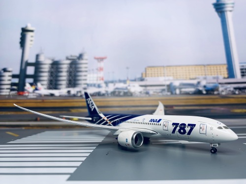 Hogan 1:400 Boeing 787-8 ANA 全日空NH40063 JA802A 的相册- 飞机模型