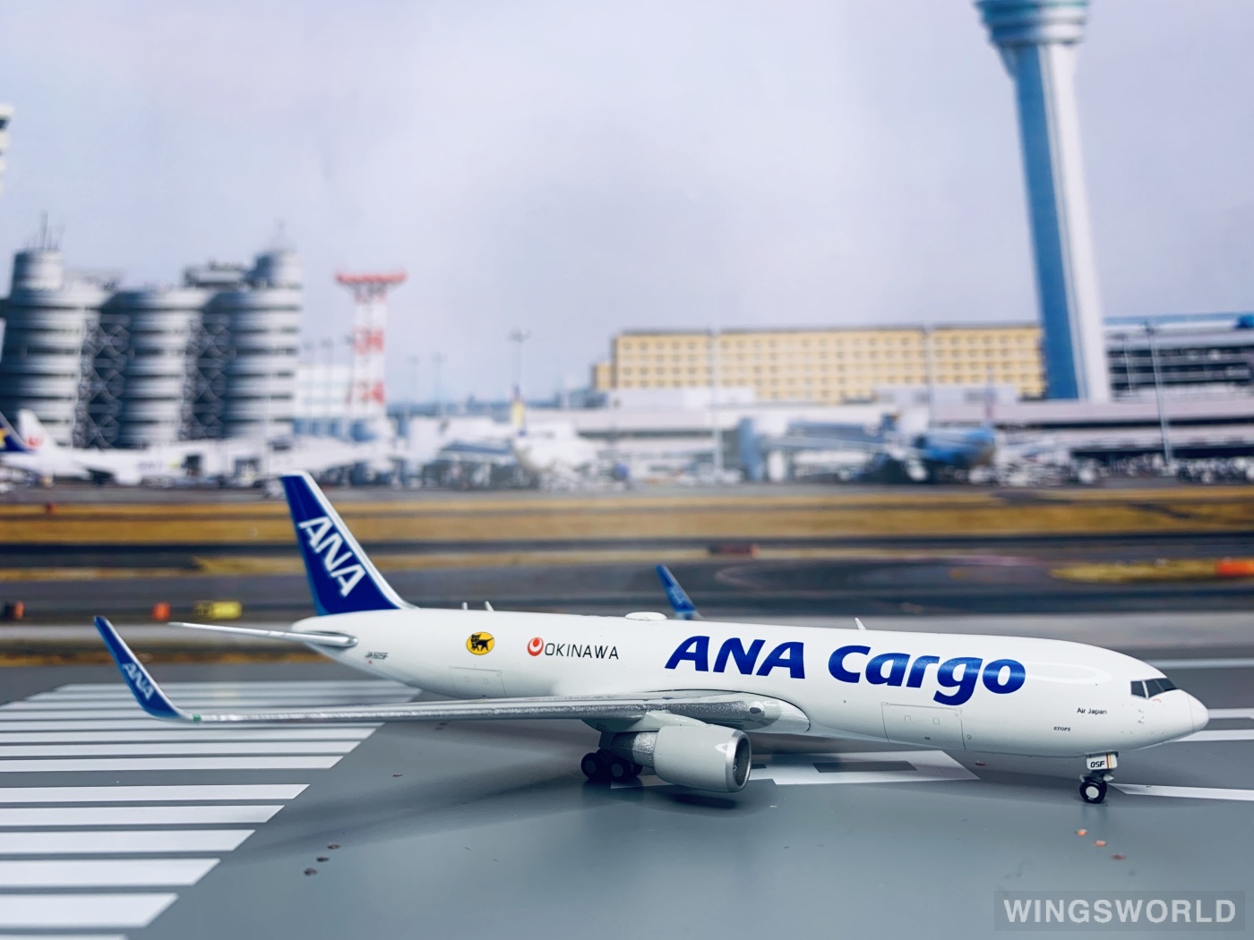 JC Wings 1:400 Boeing 767-300 ANA 全日空XX4918 JA605F 的照片作者