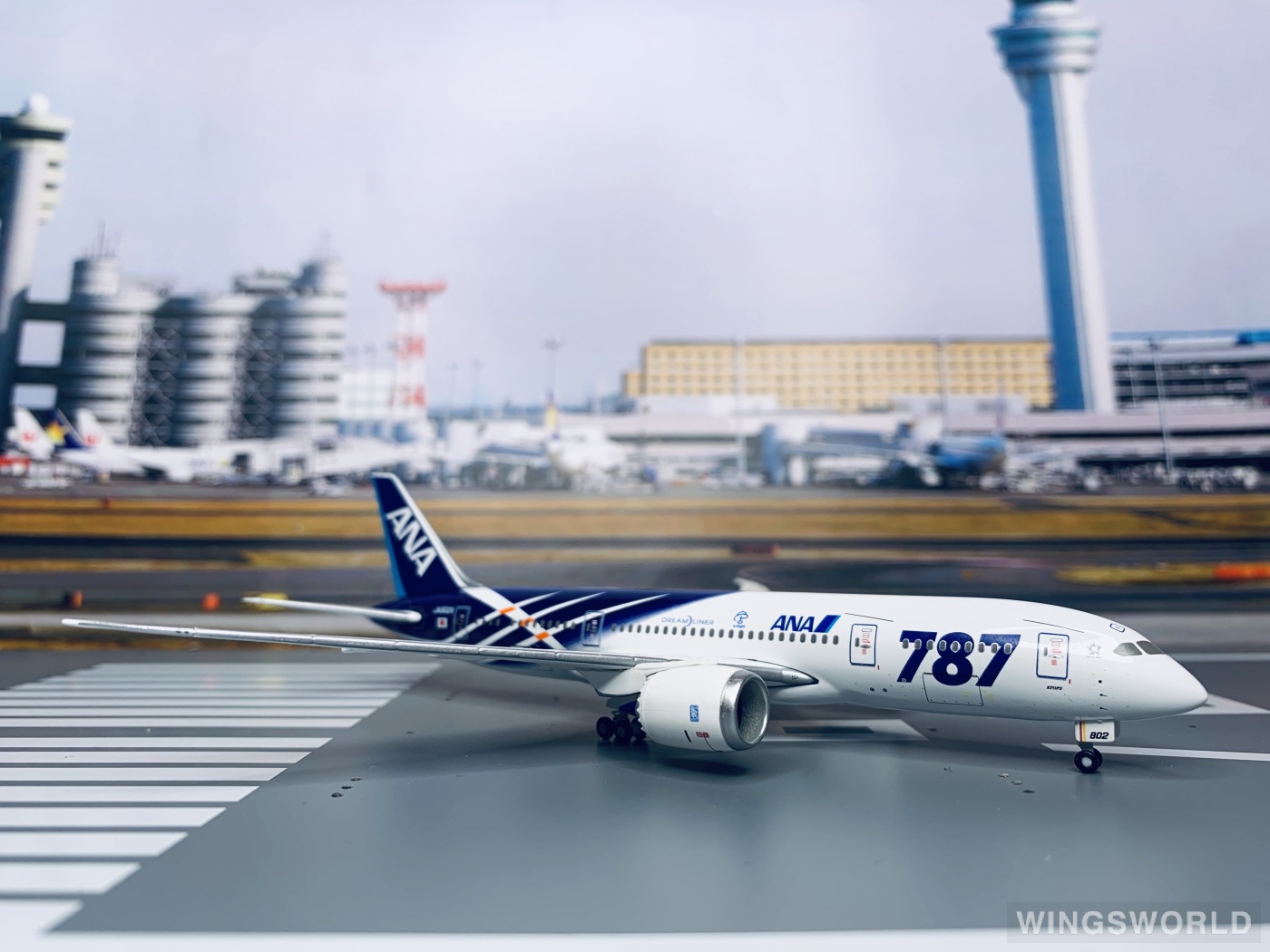 Hogan 1:400 NH40070 ANA 全日空 Boeing 787-8 JA802A