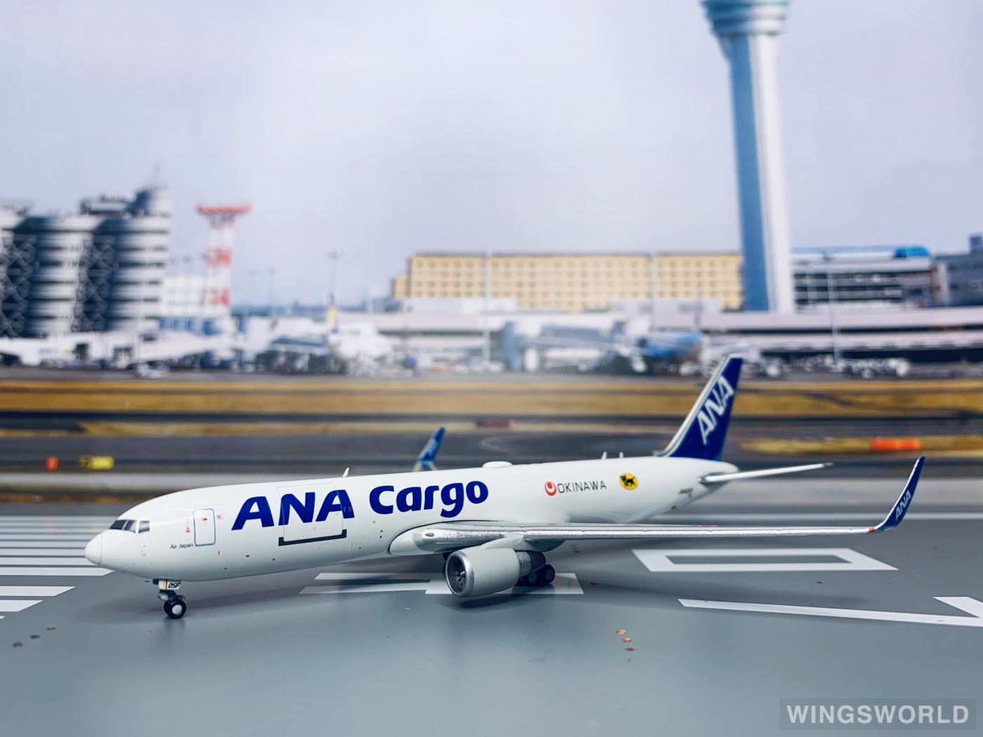 JC Wings 1:400 XX4918 ANA 全日空 Boeing 767-300 JA605F