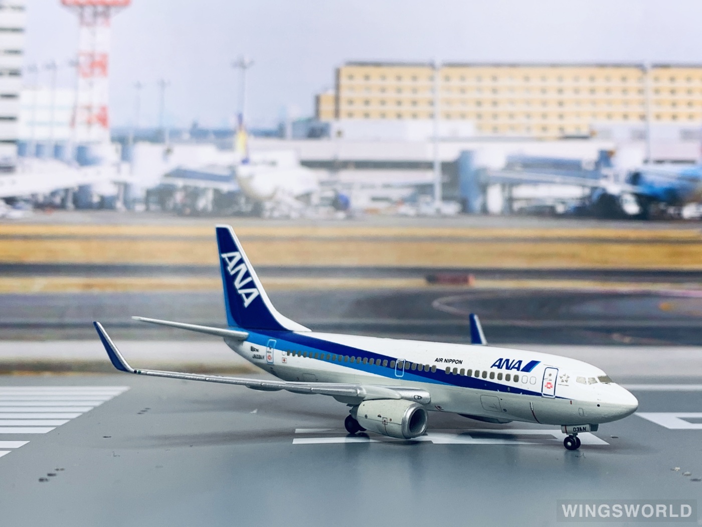 Hogan 1:400 NH40030 ANA 全日空 Boeing 737-700 JA03AN