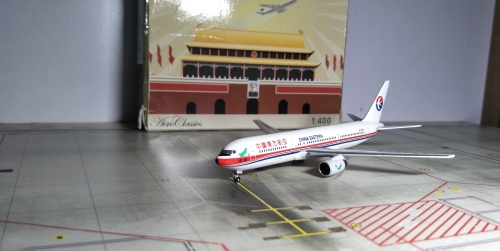 China Eastern 中国东方航空 Boeing 767-300 B-5001  ACB5001 AeroClassics 1:400