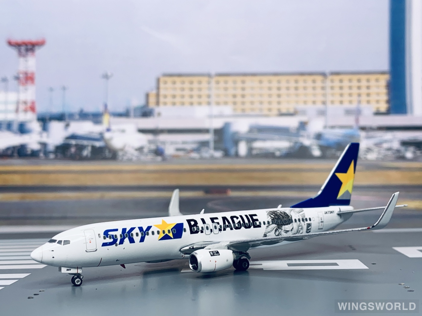Phoenix 1:400 PH04291 Skymark Airlines 天马航空 Boeing 737-800 JA73NY