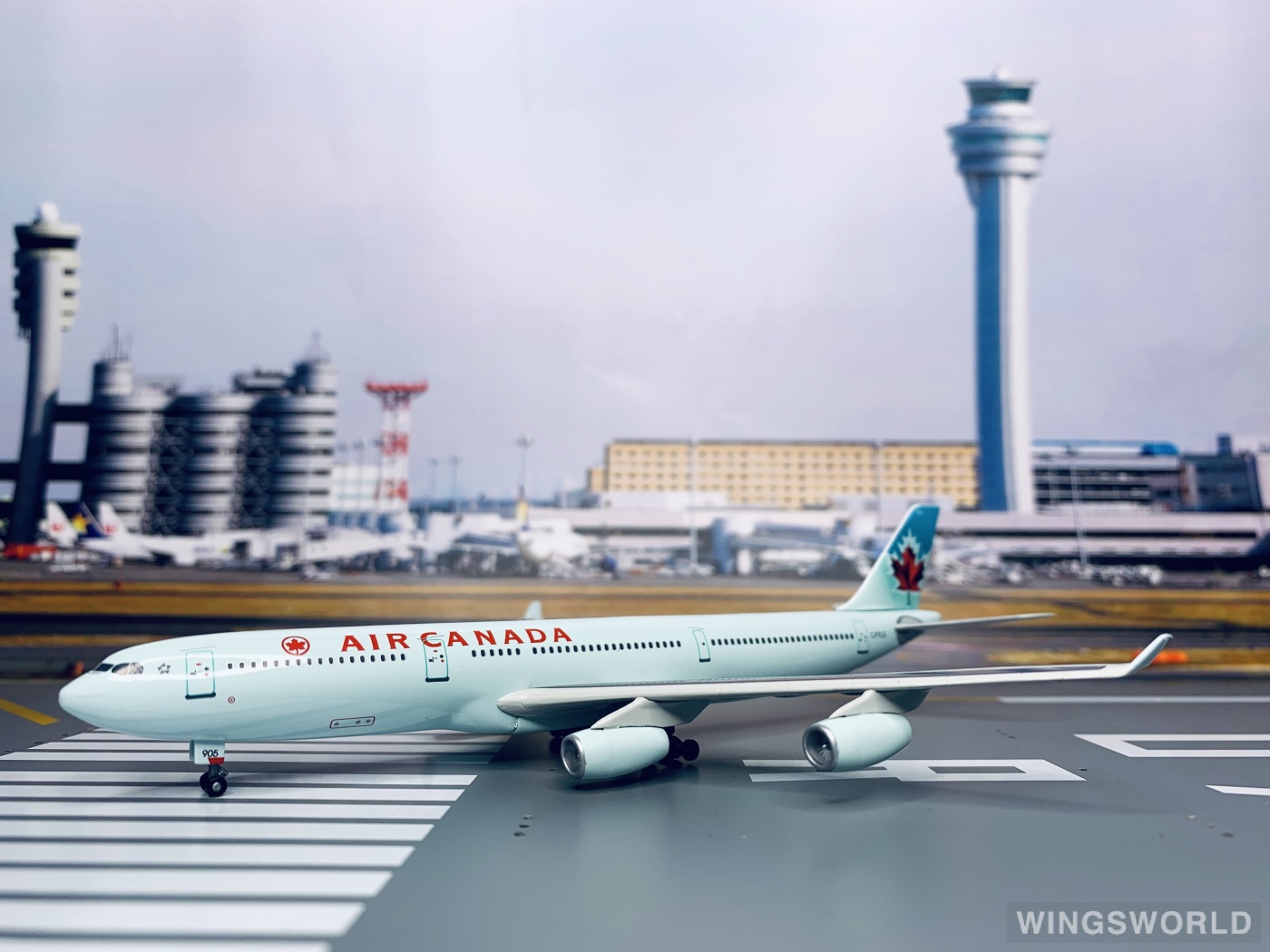 Dragon Models 1:400 55492 Air Canada 加拿大航空 Airbus A340-300 C-FYLG