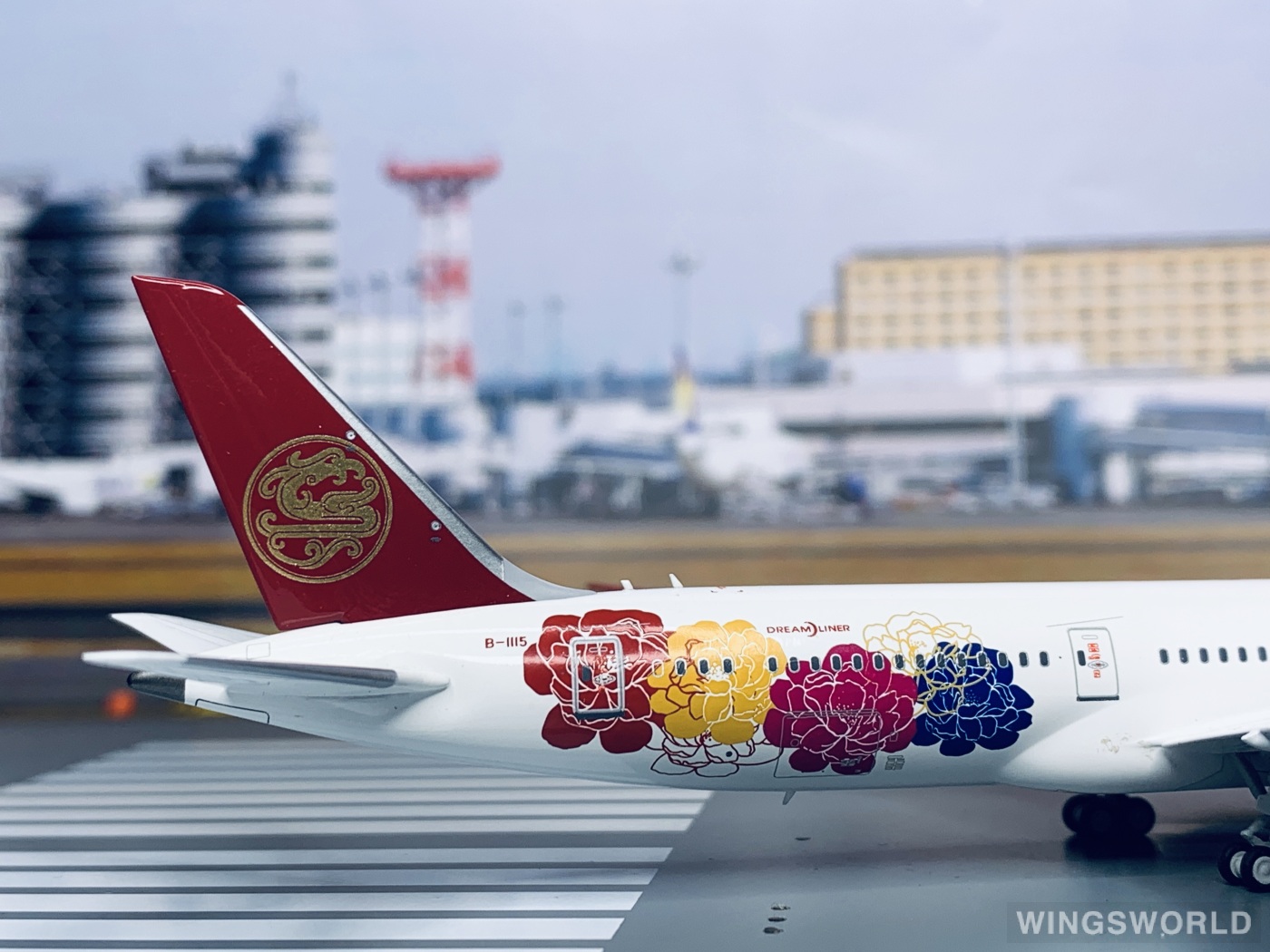 NGmodels 1:400 NG55007 Juneyao Airlines 吉祥航空 Boeing 787-9 B-1115