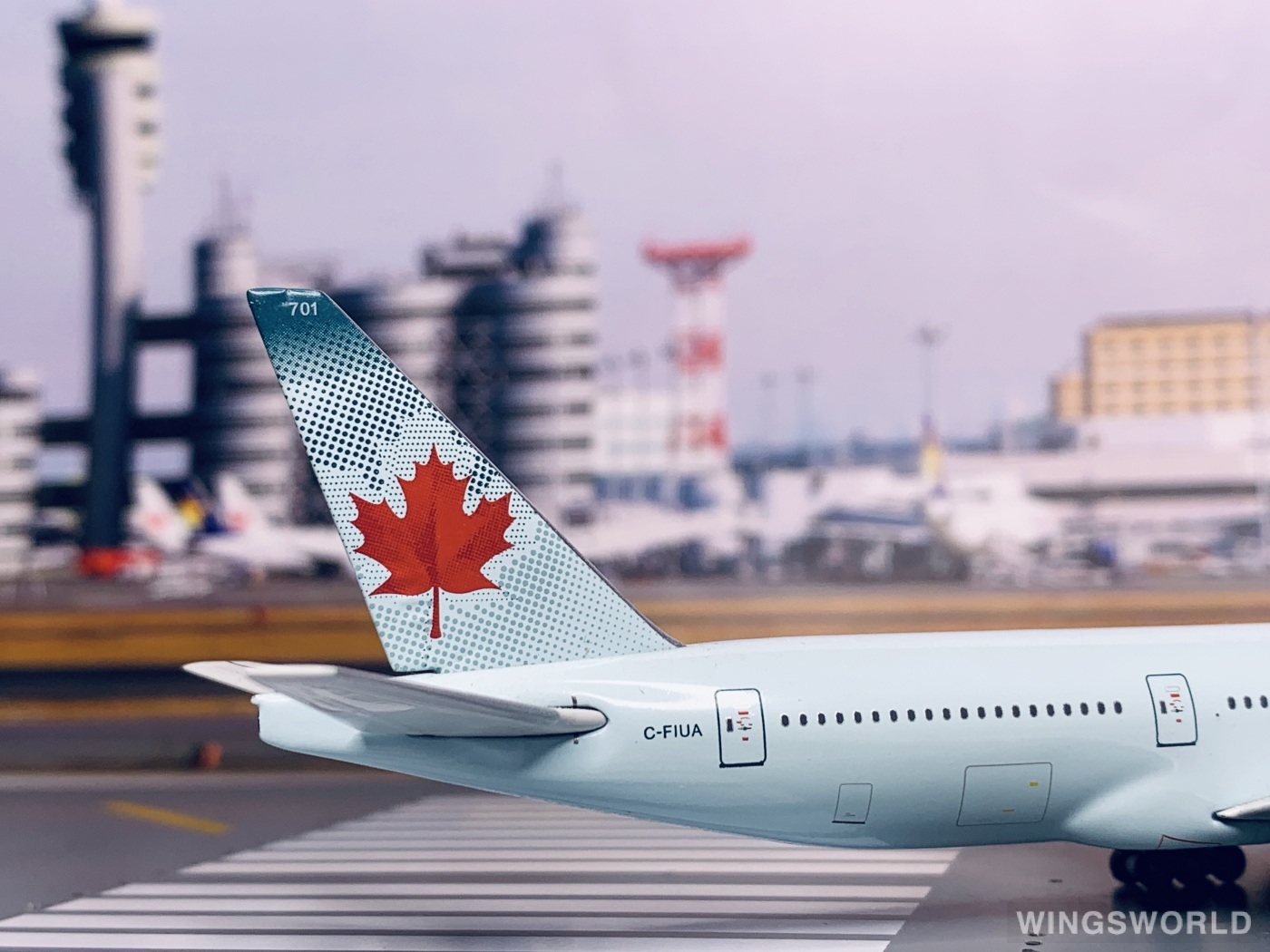 Witty 1:400 WT4772003 Air Canada 加拿大航空 Boeing 777-200 C-FIUA