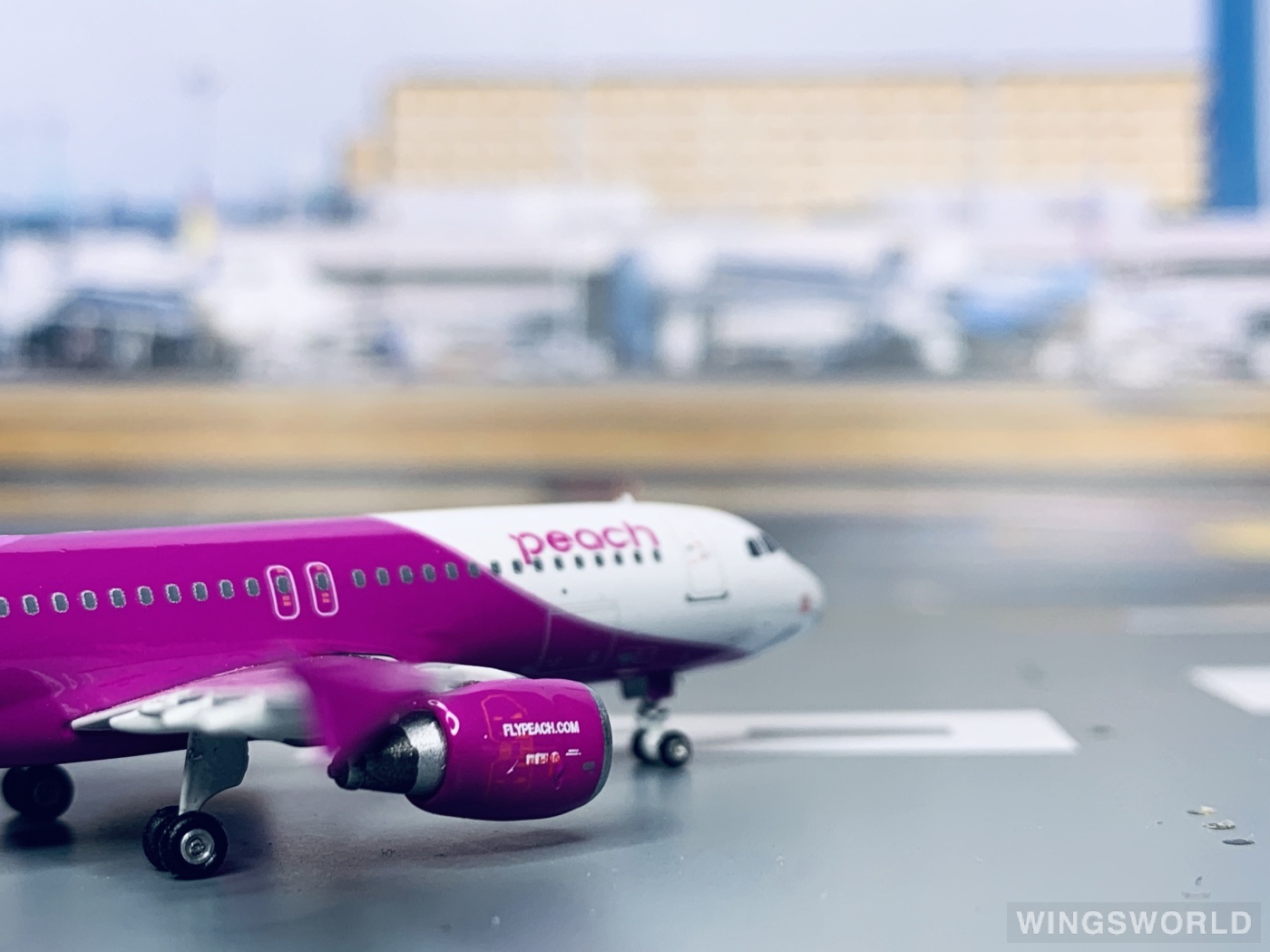 Phoenix 1:400 PH04076 Peach Aviation 乐桃航空 Airbus A320 JA804P