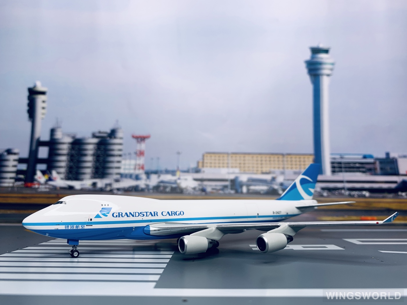 Phoenix 1:400 PH10319 Grandstar Cargo 银河航空 Boeing 747-400 B-2427