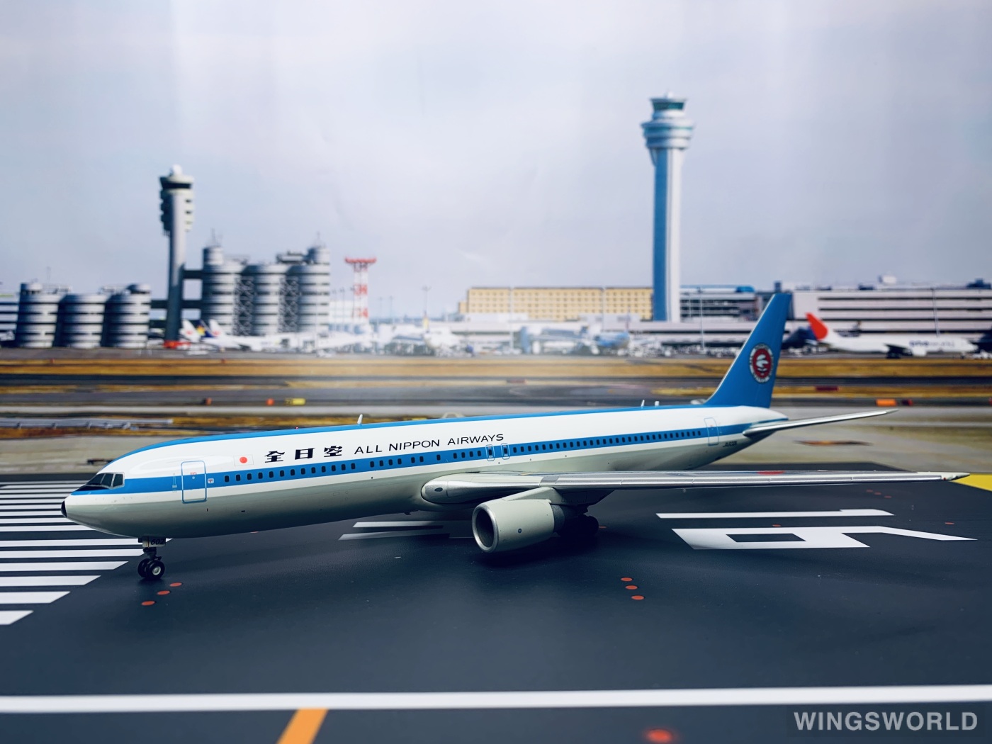 JC Wings 1:200 Boeing 767-300 ANA 全日空XX2097 JA602A 的照片作者 