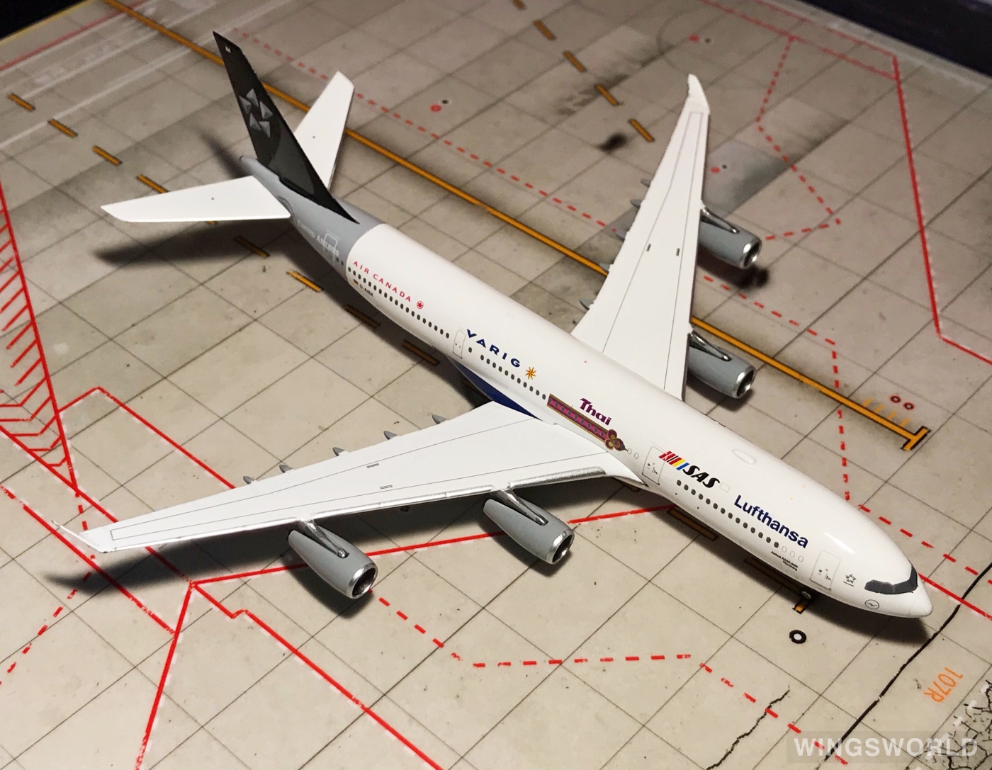 Phoenix 1:400 PH04009 Lufthansa 汉莎航空 Airbus A340-200 D-AIBA