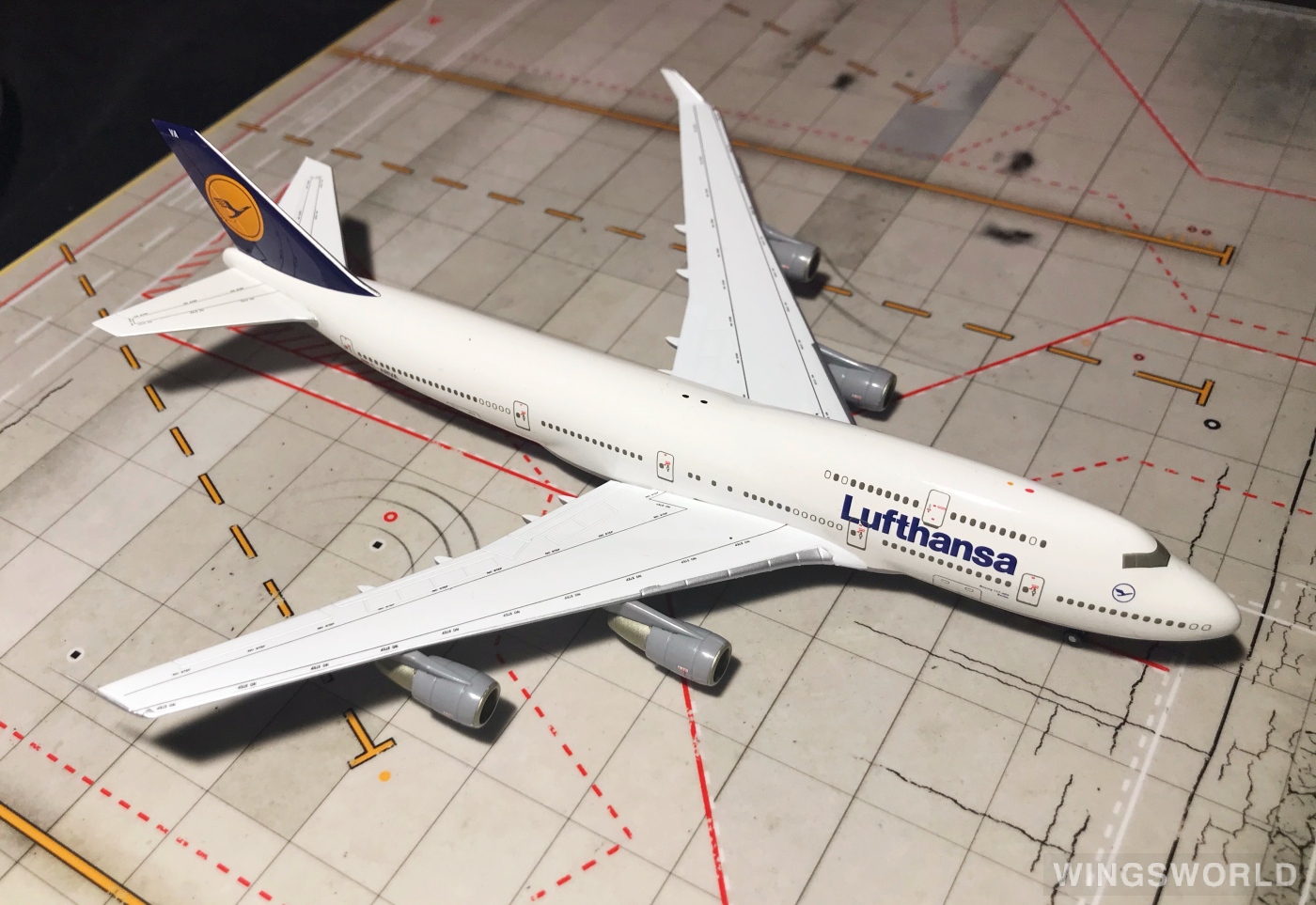 Herpa 1:400 560139 Lufthansa 汉莎航空 Boeing 747-400 D-ABVA