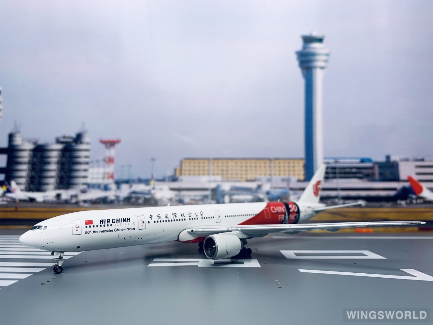 JC Wings 1:400 XX4638 Air China 中国国际航空 Boeing 777-300ER B-2047